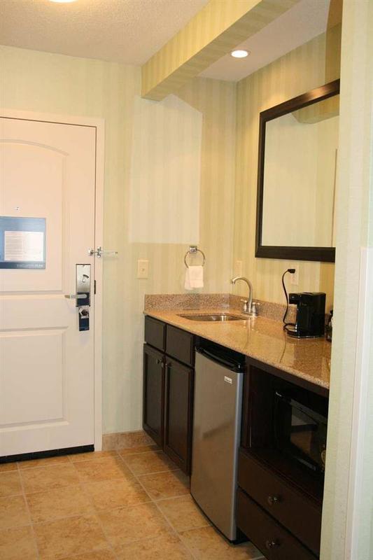 Hotel Hampton Detroit Roseville 3*