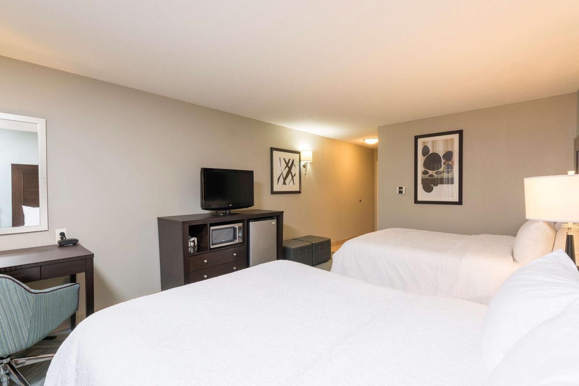 Hotel Hampton Detroit Roseville Clinton Township