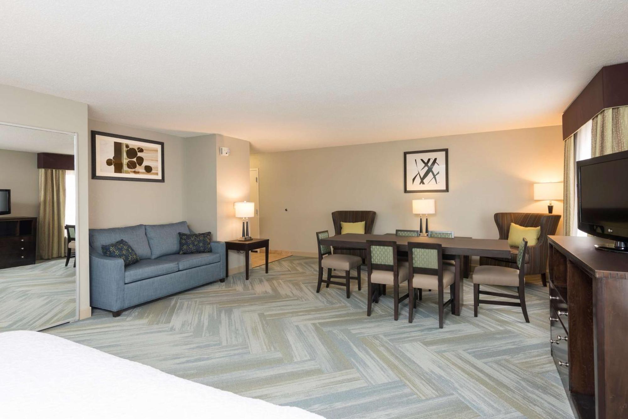 Hotel Hampton Detroit Roseville 3*